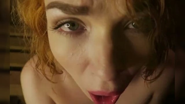 Порно видео Минет от подружкив сауне 